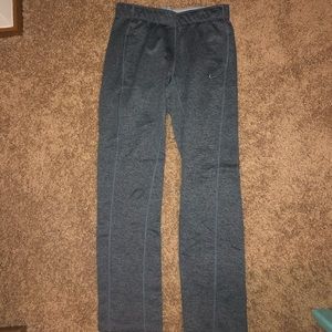 NIKE GRAY SWEATPANTS WITH POCKETS